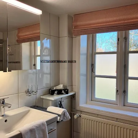 Ferienhaus Haus 25 In *