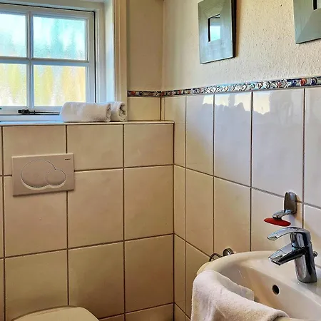 Ferienhaus Haus 25 In Oldsum