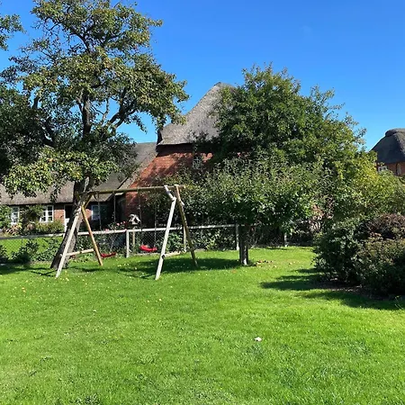 Haus 25 In * Oldsum